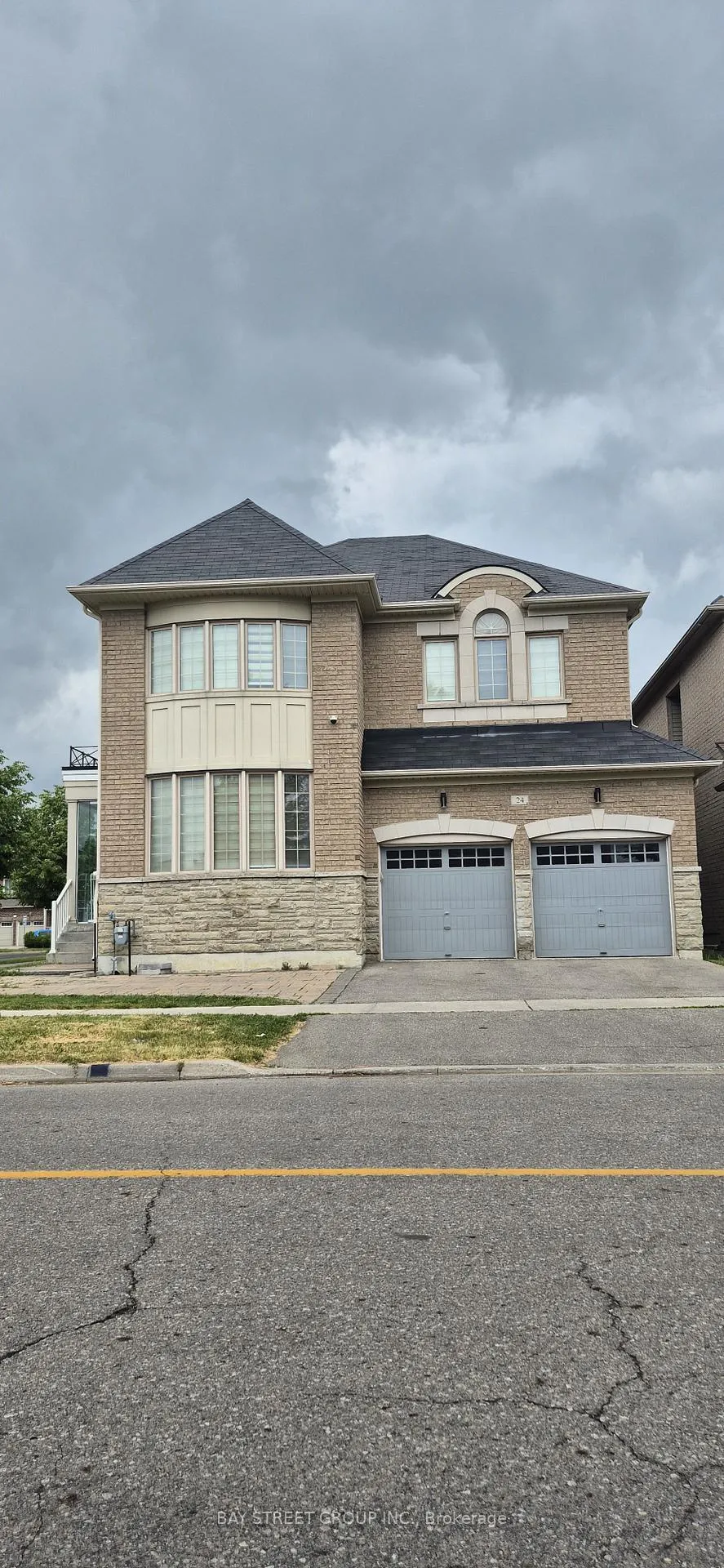 Photo 2 of Unit Basement, 24 Stony Hill Boulevard, Markham, Victoria Manor-Jennings Gate — HOMEH