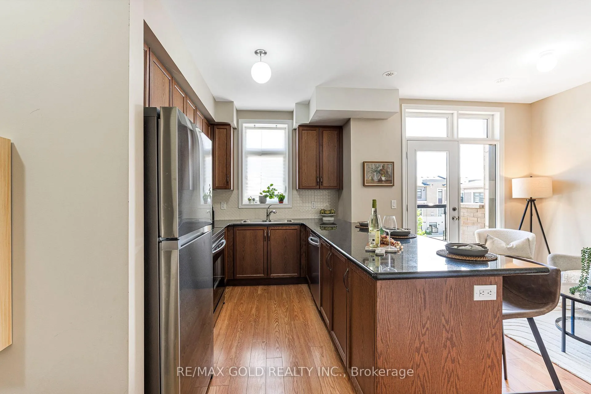 Photo 9 of Unit 308, 10 Halliford Place, Brampton, Goreway Drive Corridor — HOMEH