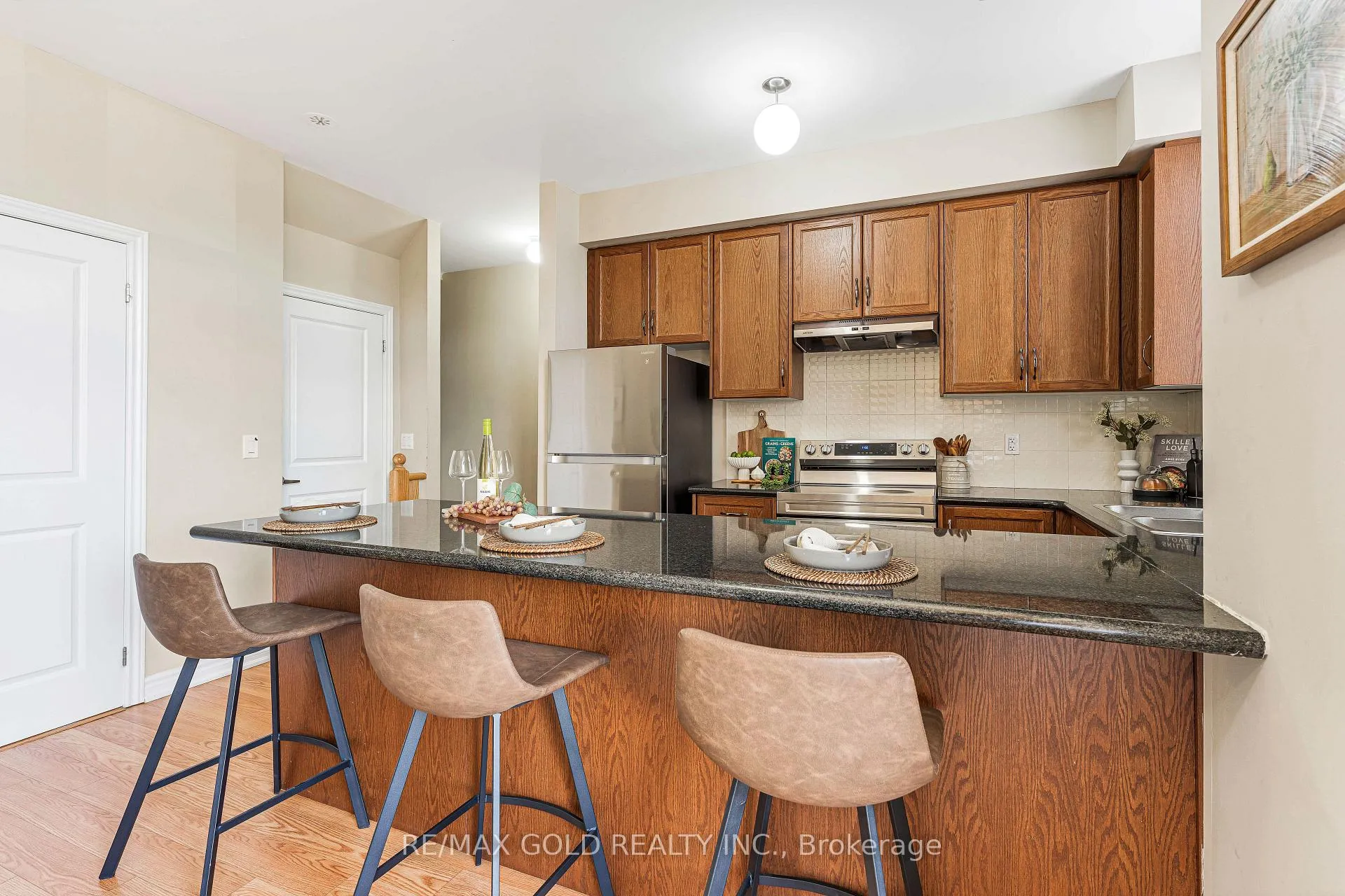 Photo 12 of Unit 308, 10 Halliford Place, Brampton, Goreway Drive Corridor — HOMEH
