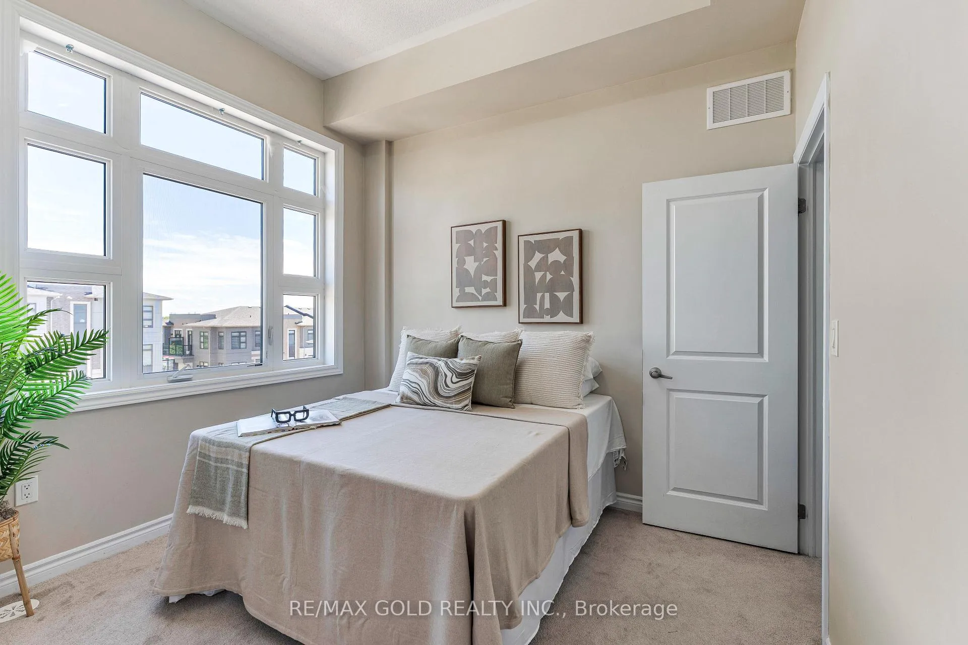 Photo 27 of Unit 308, 10 Halliford Place, Brampton, Goreway Drive Corridor — HOMEH