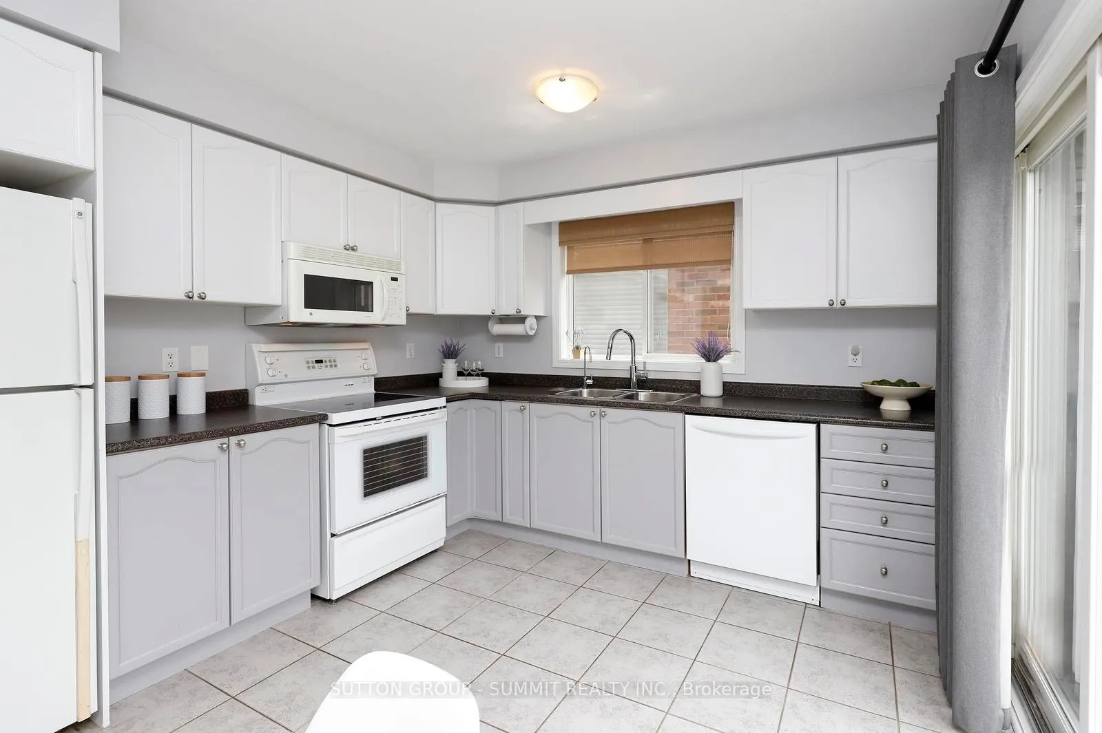 Photo 15 of 1521 Swann Crescent, Milton, Clarke — HOMEH