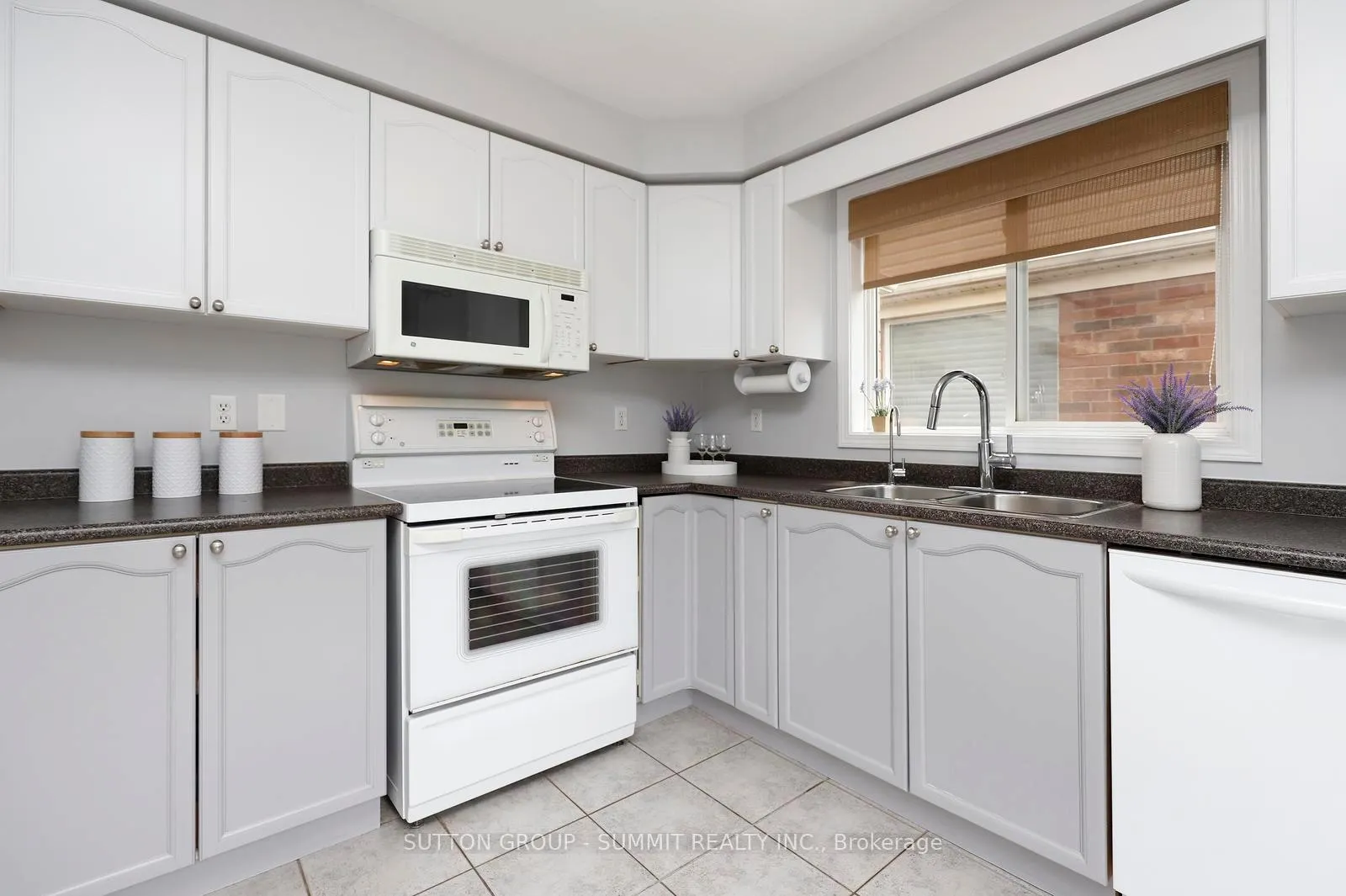 Photo 16 of 1521 Swann Crescent, Milton, Clarke — HOMEH