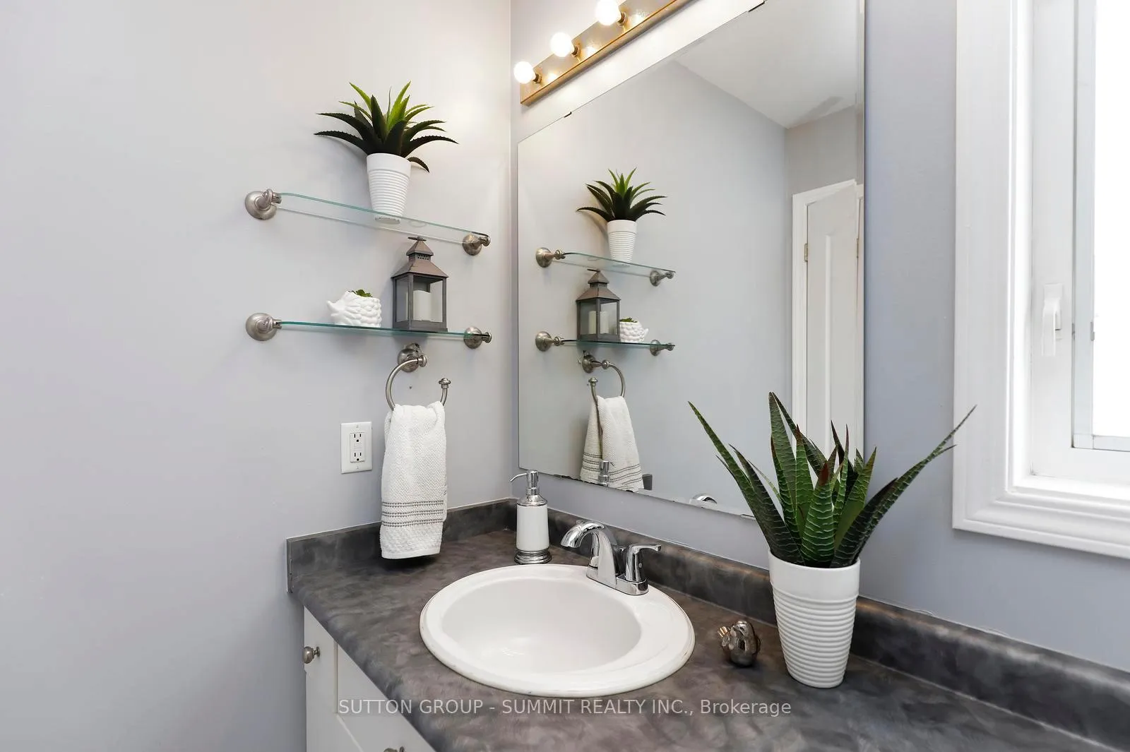 Photo 21 of 1521 Swann Crescent, Milton, Clarke — HOMEH