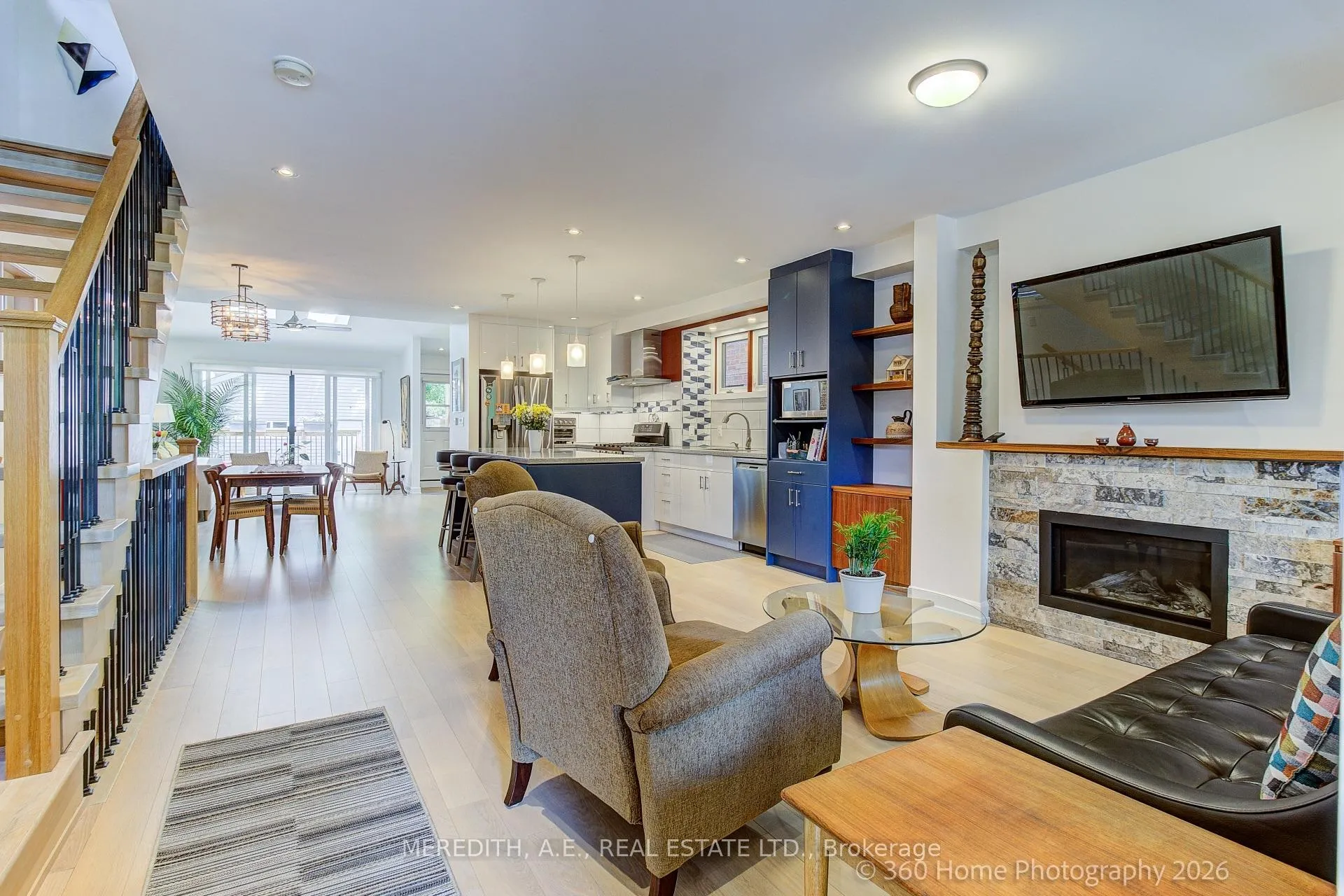 Photo 5 of 25 Kenwood Avenue, Toronto, Humewood-Cedarvale — HOMEH
