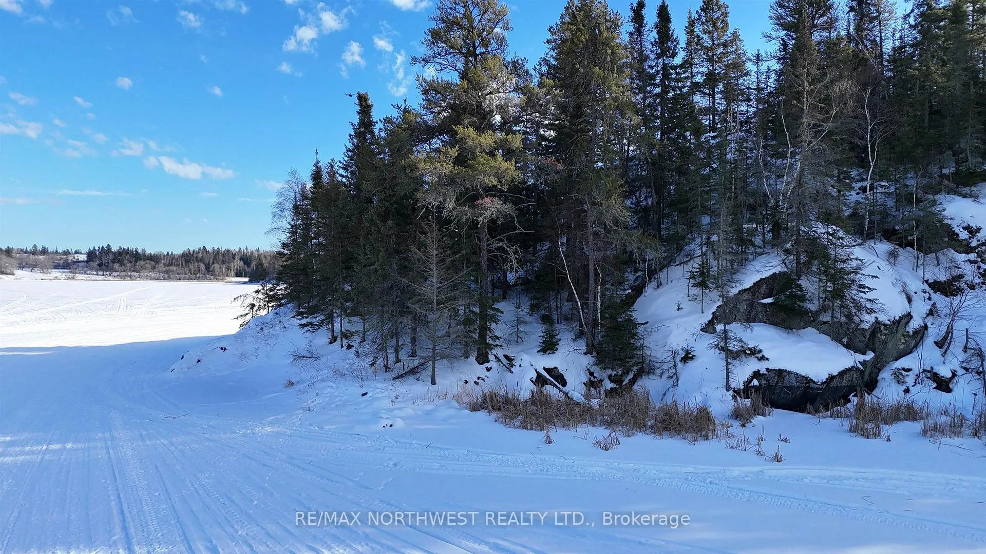 Photo 13 of 1319 Laurenson Lake, Kenora, Lakeside — HOMEH