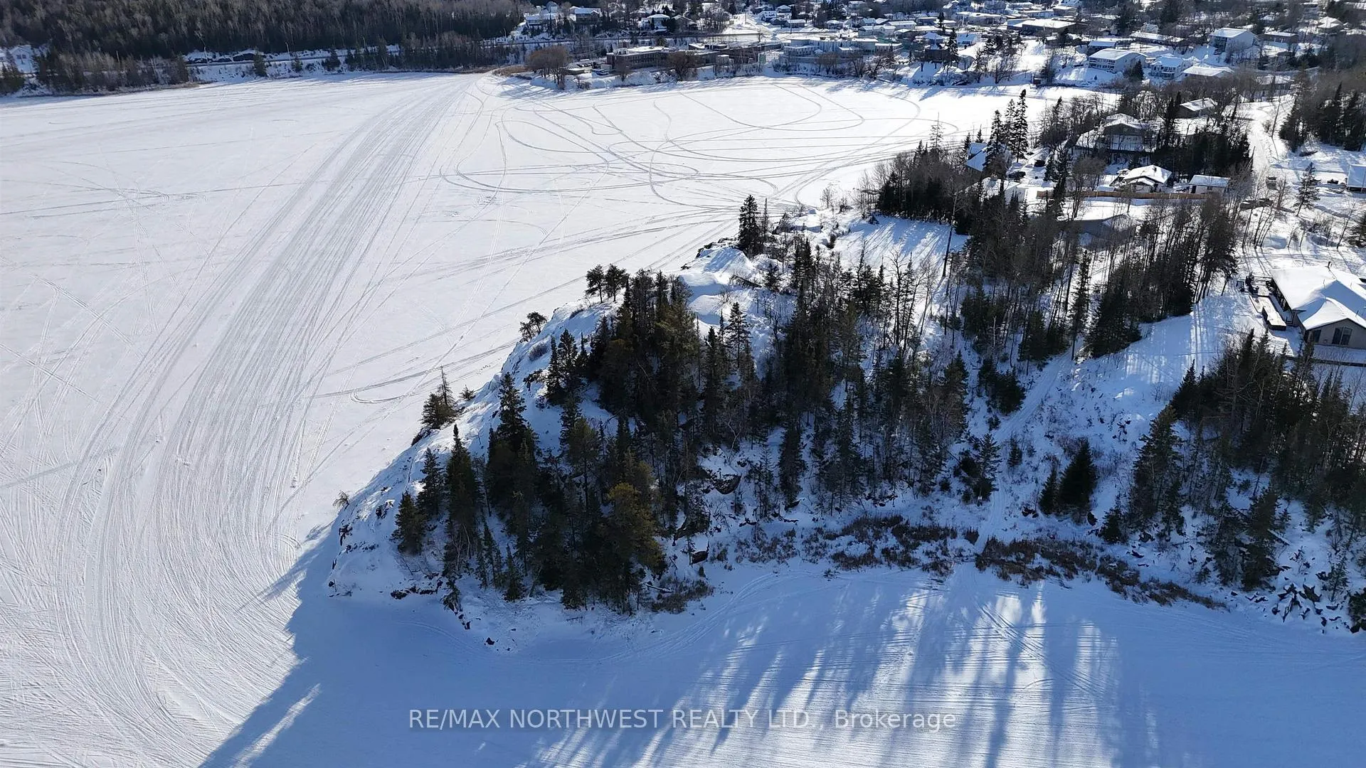 Photo 35 of 1319 Laurenson Lake, Kenora, Lakeside — HOMEH