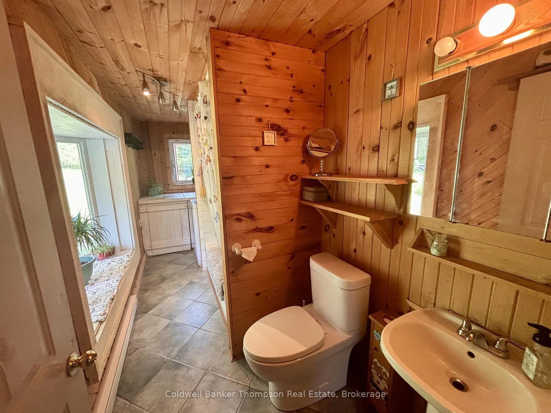 Photo 19 of 63 Forestry Road, Powassan, Trout Creek — HOMEH