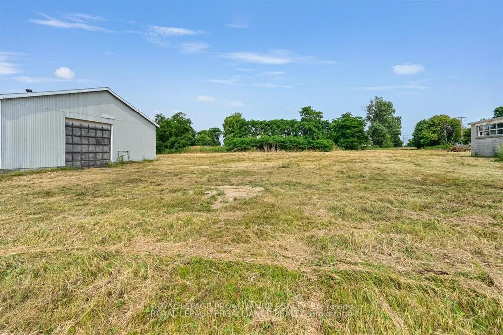 Photo 3 of 608 Froom Road, Edwardsburgh/Cardinal, Edwardsburgh/Cardinal Twp — HOMEH