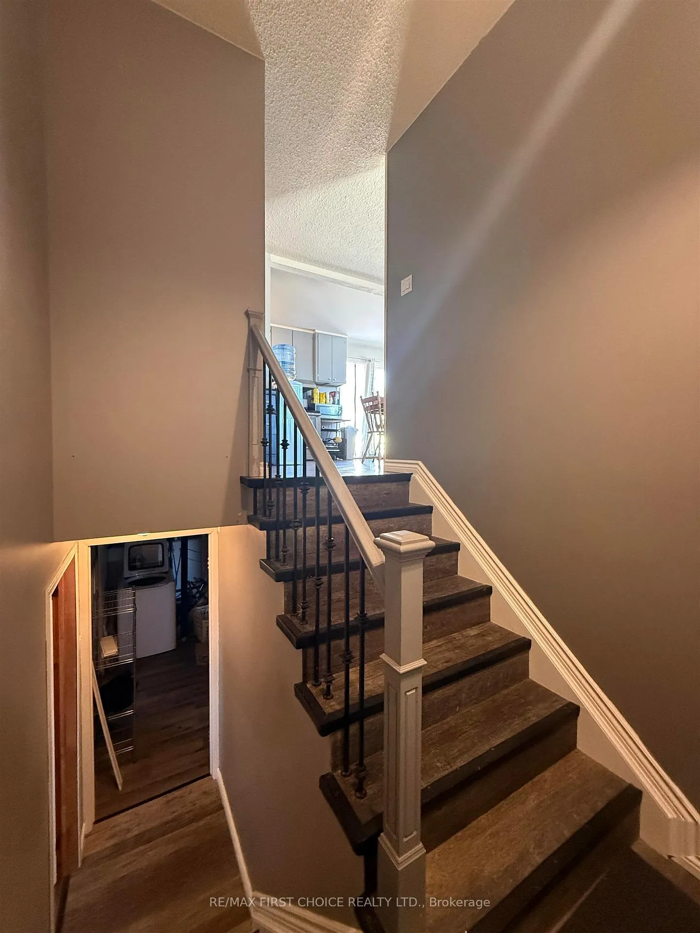 Photo 3 of 108 Highland Crescent, Greenstone — HOMEH