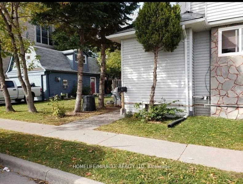 Photo 5 of Unit Unit 2, 598 Front Street, Oshawa, Central — HOMEH