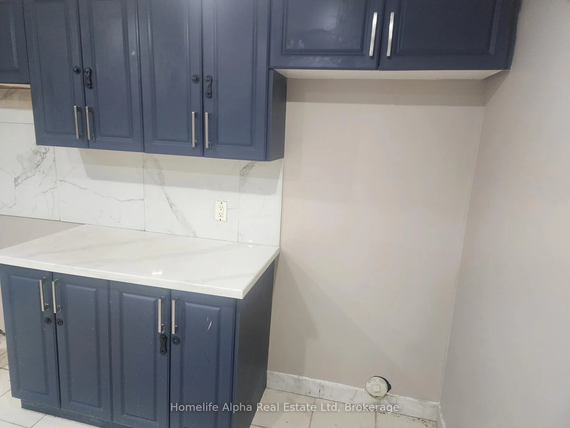Photo 2 of Unit BSMNT, 101 Narrow Valley Crescent, Brampton, Sandringham-Wellington — HOMEH