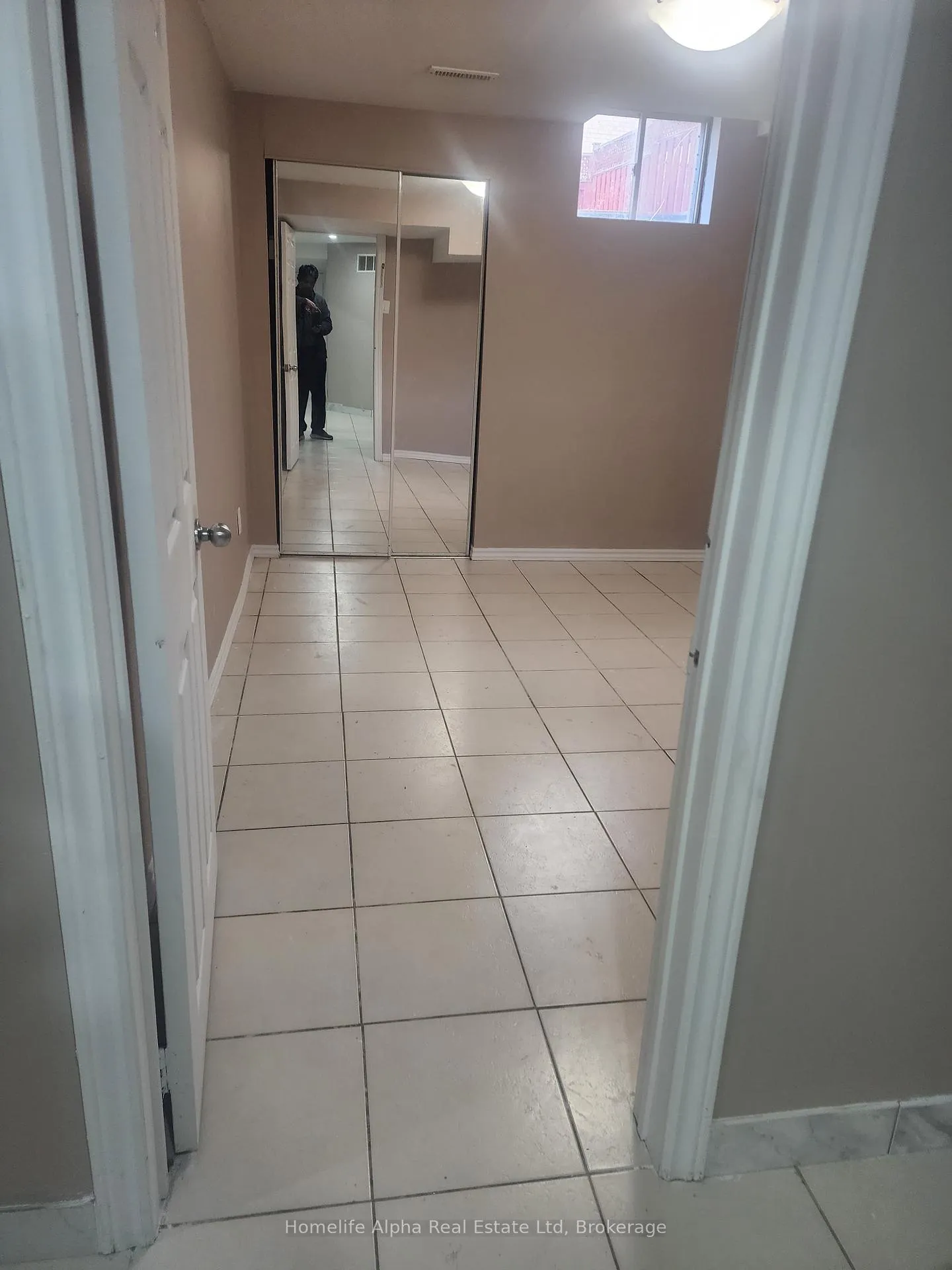 Photo 5 of Unit BSMNT, 101 Narrow Valley Crescent, Brampton, Sandringham-Wellington — HOMEH
