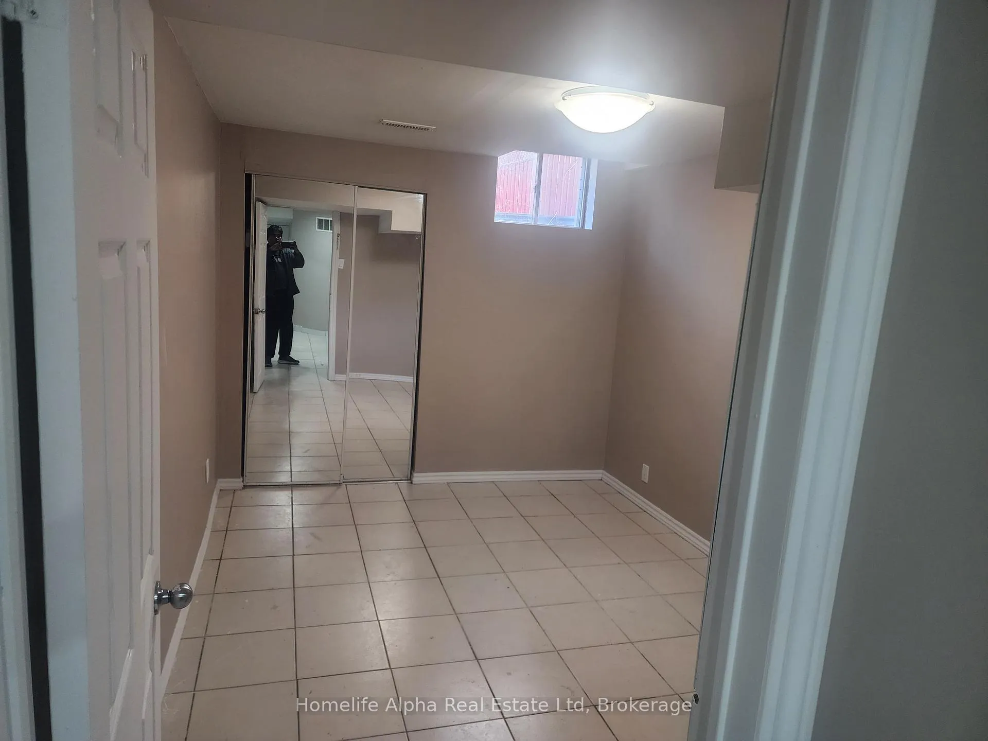 Photo 7 of Unit BSMNT, 101 Narrow Valley Crescent, Brampton, Sandringham-Wellington — HOMEH
