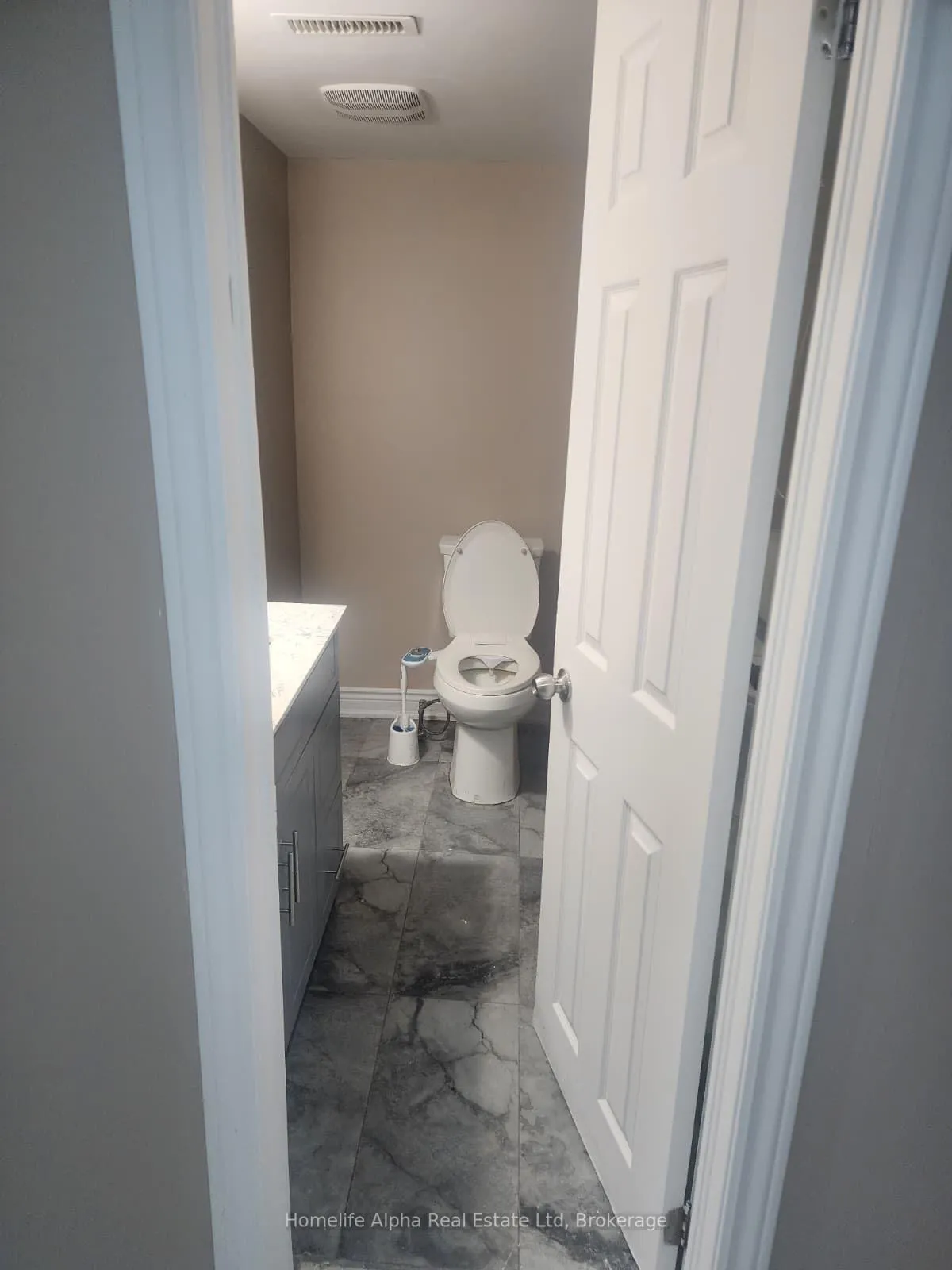 Photo 8 of Unit BSMNT, 101 Narrow Valley Crescent, Brampton, Sandringham-Wellington — HOMEH