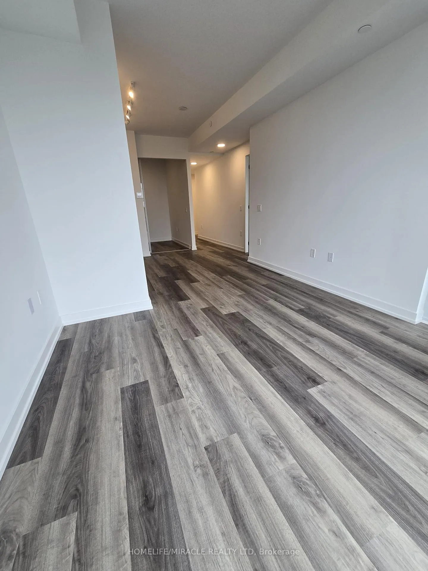 Photo 2 of Unit 314, 6 Chartwell Road, Etobicoke, Stonegate-Queensway — HOMEH