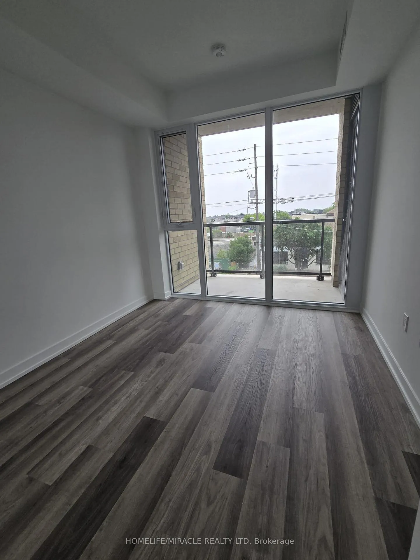 Photo 13 of Unit 314, 6 Chartwell Road, Etobicoke, Stonegate-Queensway — HOMEH