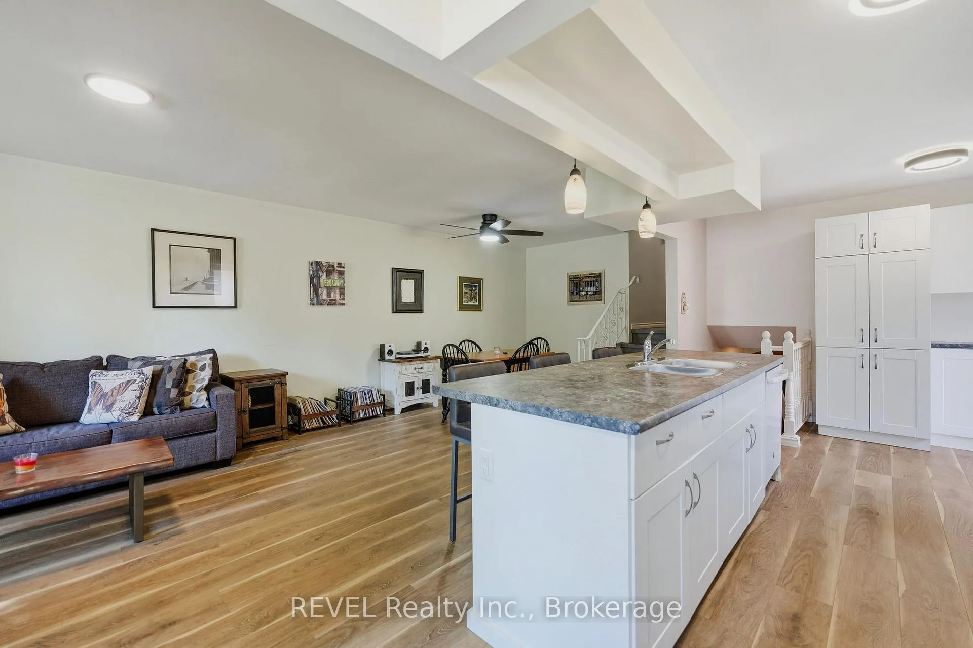 Photo 17 of 3727 Orlando Drive, Niagara Falls, Church's Lane — HOMEH