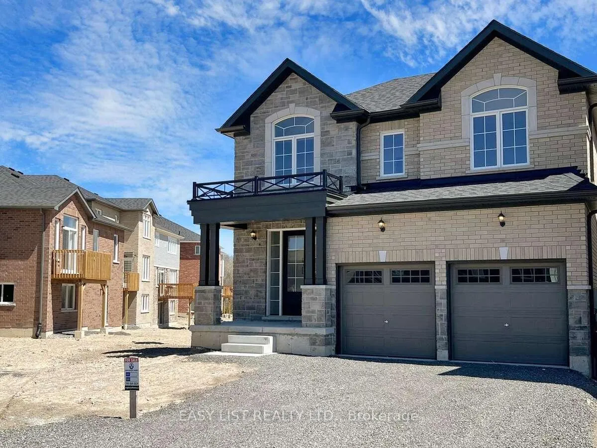 Photo 3 of 64 York Drive, Peterborough, Monaghan Ward 2 — HOMEH