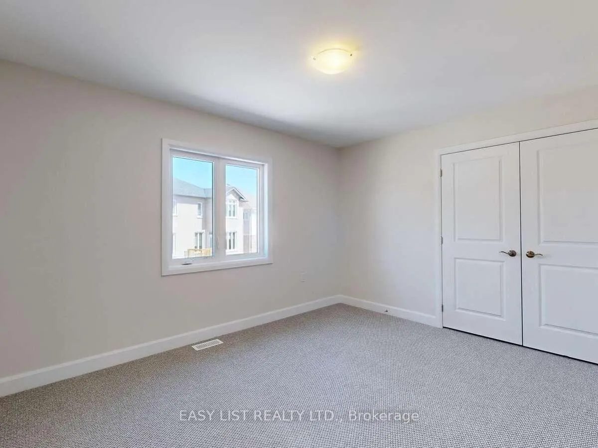 Photo 25 of 64 York Drive, Peterborough, Monaghan Ward 2 — HOMEH