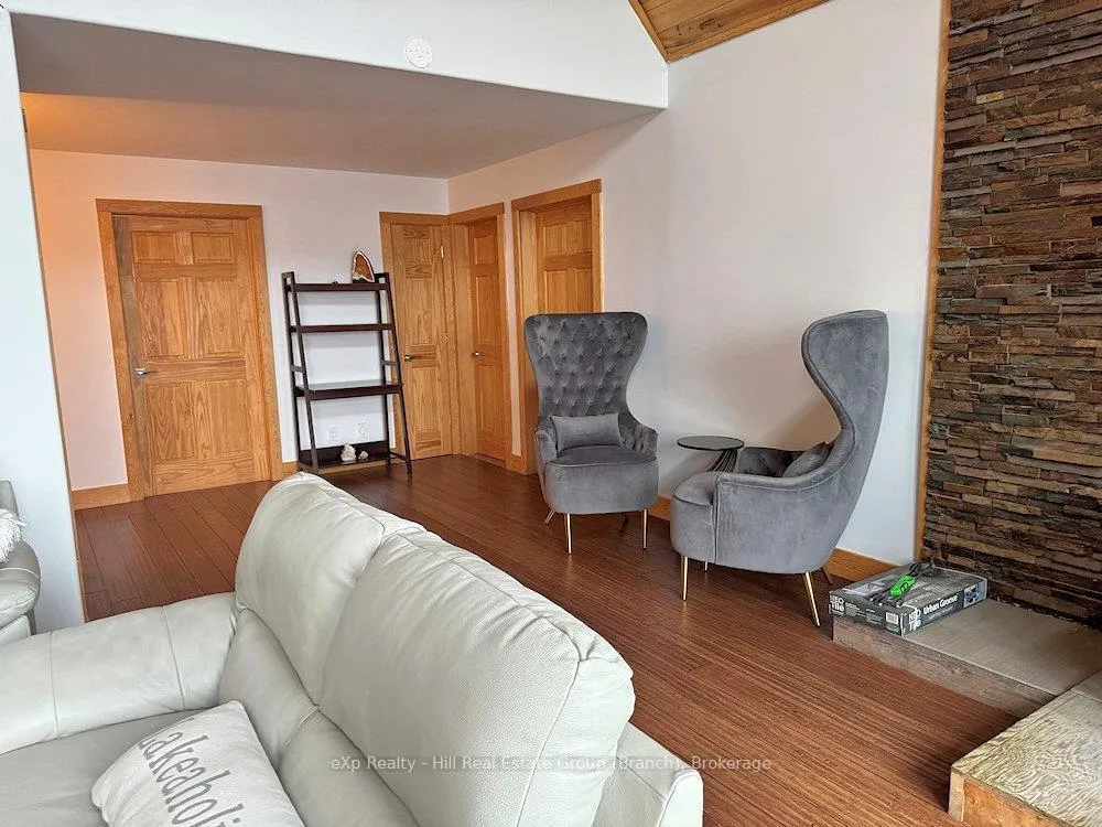 Photo 13 of 360 Burma Road, Thunder Bay, Hyde Park — HOMEH
