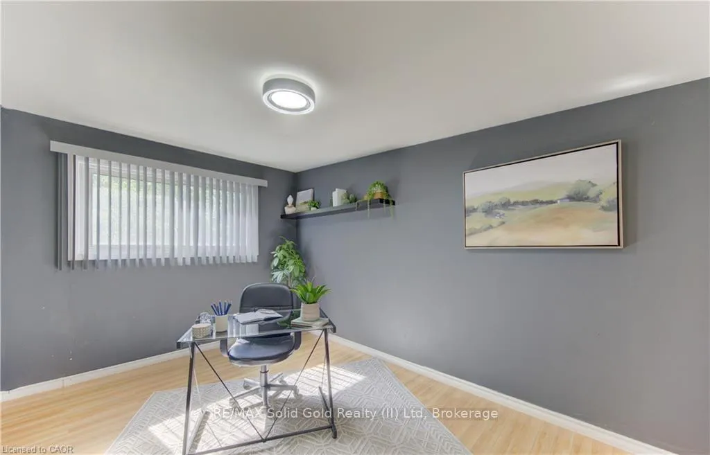 Photo 6 of 141 Franklin Street N, Kitchener, Stanley Park — HOMEH