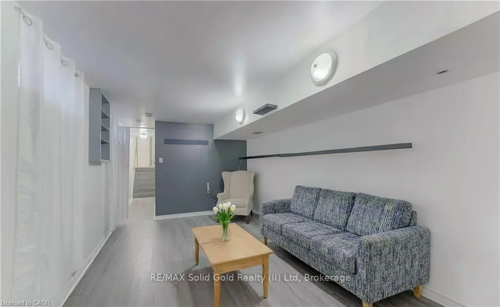 Photo 9 of 141 Franklin Street N, Kitchener, Stanley Park — HOMEH