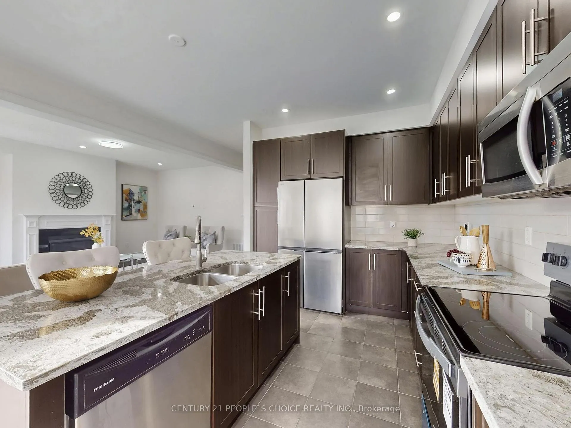 Photo 12 of 51 Elwin Road, Brampton, Credit Valley — HOMEH