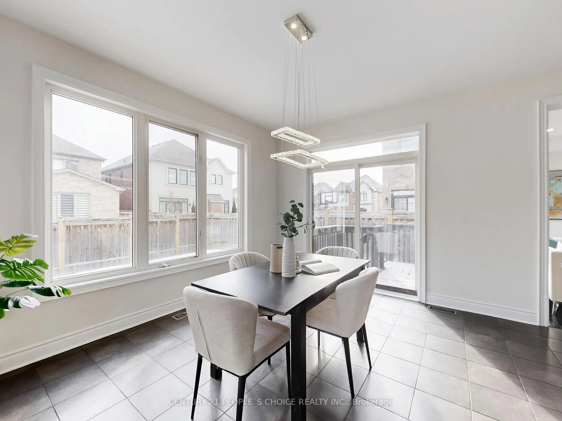 Photo 15 of 51 Elwin Road, Brampton, Credit Valley — HOMEH
