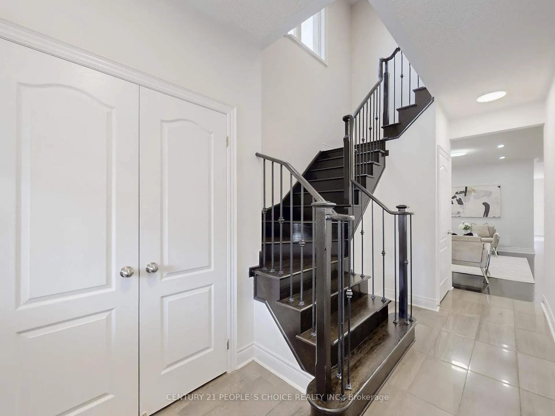 Photo 20 of 51 Elwin Road, Brampton, Credit Valley — HOMEH