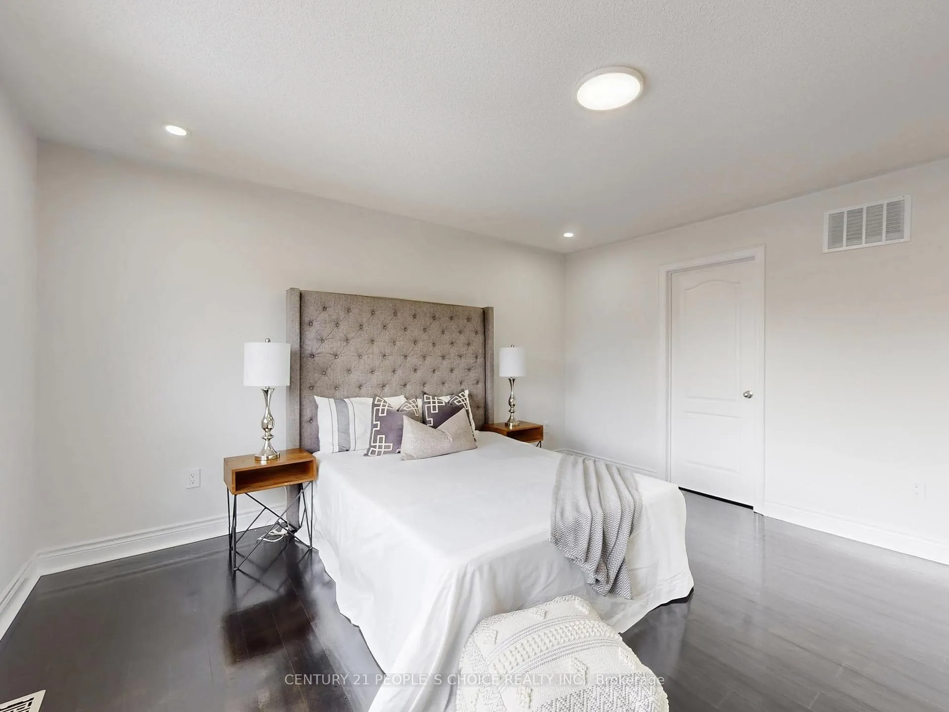 Photo 24 of 51 Elwin Road, Brampton, Credit Valley — HOMEH