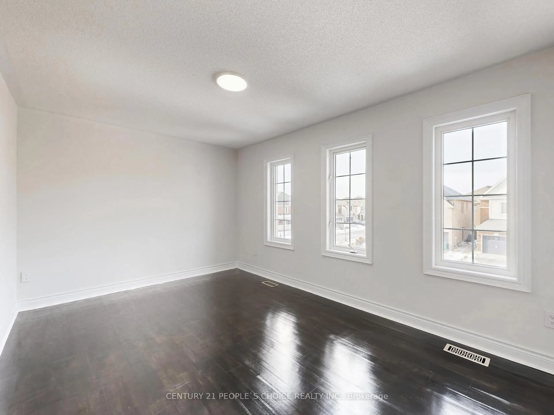 Photo 30 of 51 Elwin Road, Brampton, Credit Valley — HOMEH