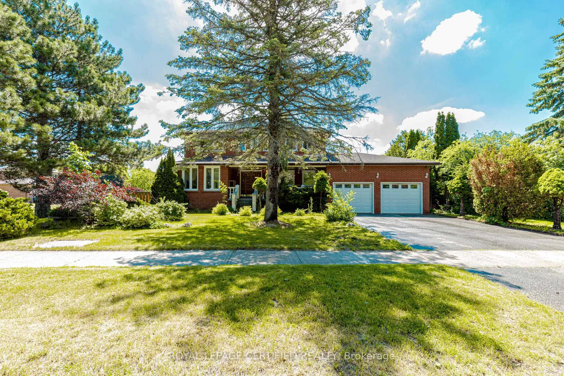 Photo 7 of 28 Walker Road E, Caledon, Caledon East — HOMEH