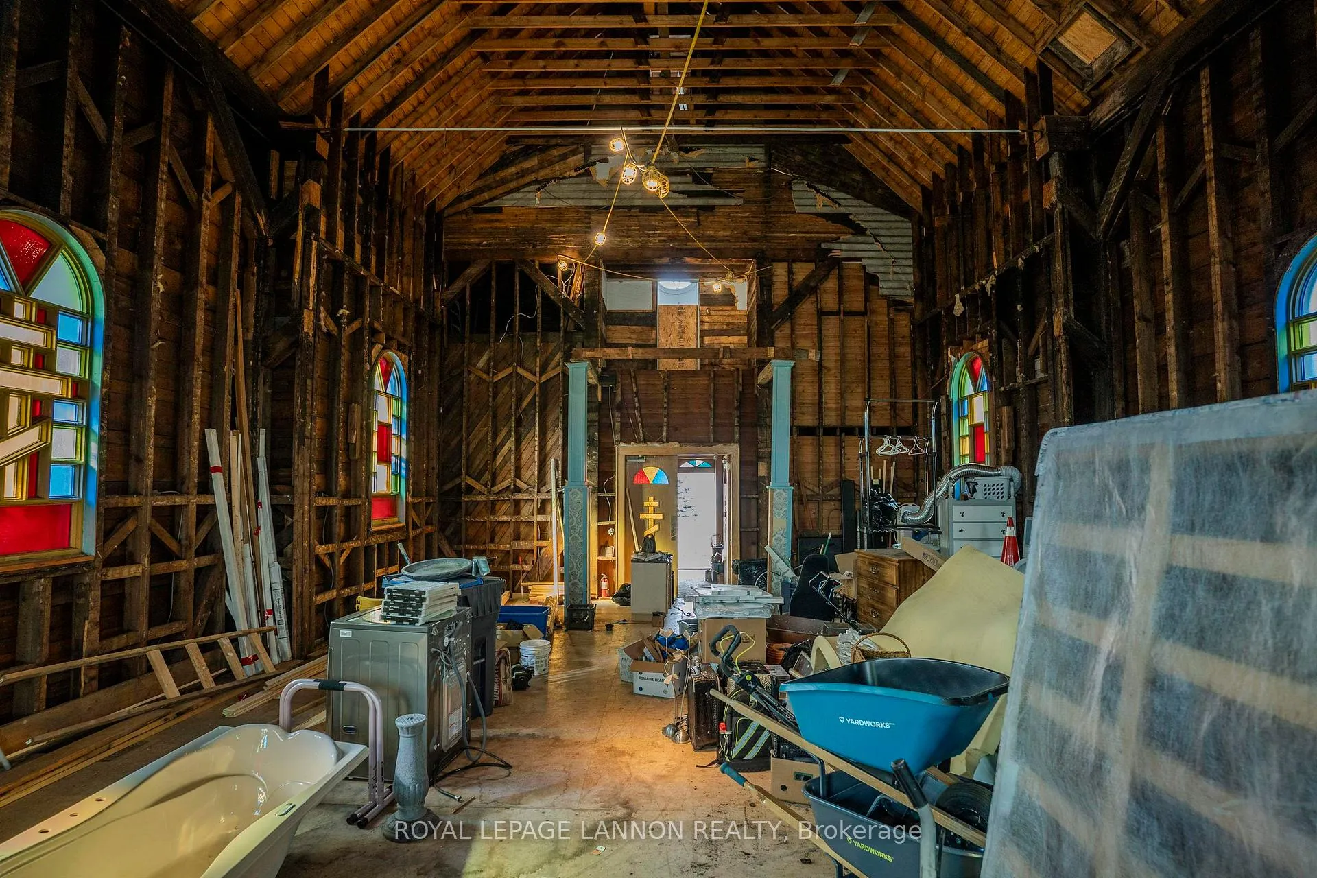 Photo 4 of 716 Pacific Avenue, Thunder Bay, East End — HOMEH
