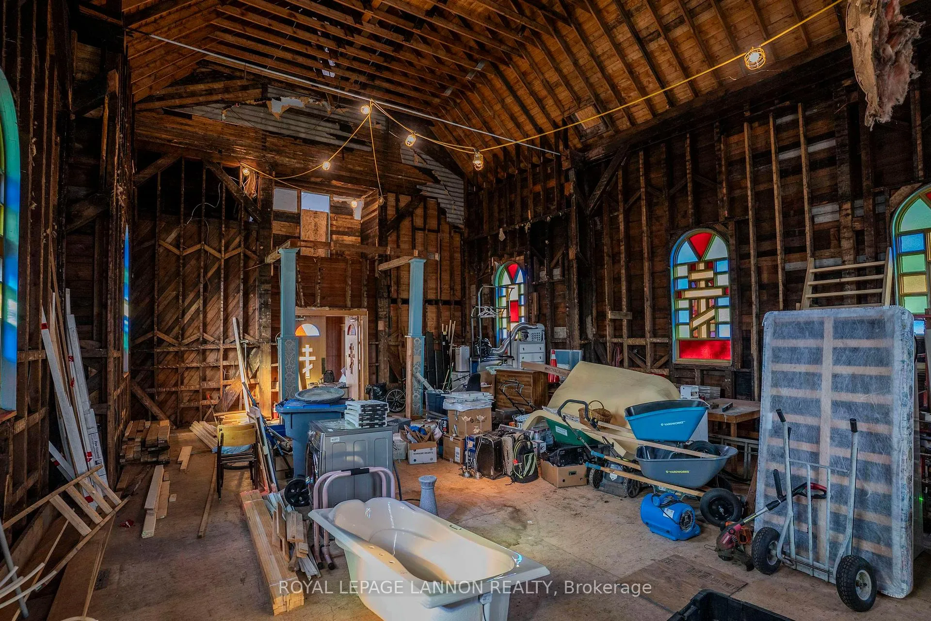 Photo 5 of 716 Pacific Avenue, Thunder Bay, East End — HOMEH