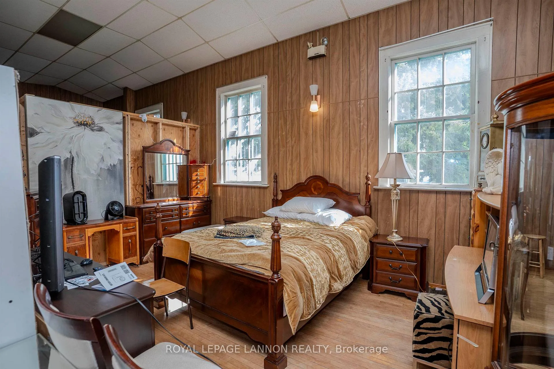 Photo 12 of 716 Pacific Avenue, Thunder Bay, East End — HOMEH