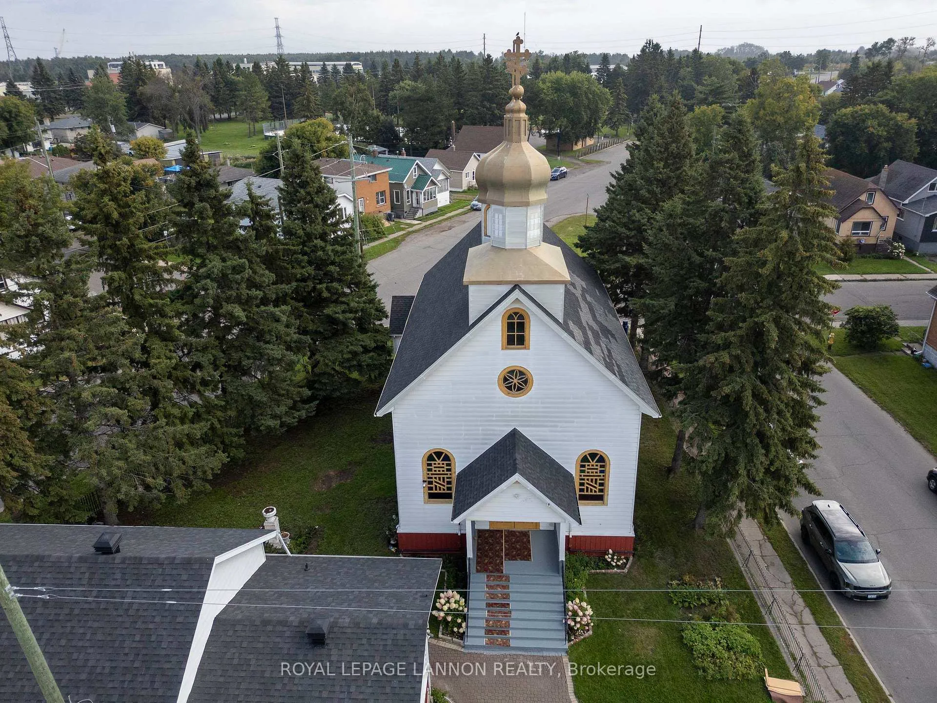 Photo 18 of 716 Pacific Avenue, Thunder Bay, East End — HOMEH