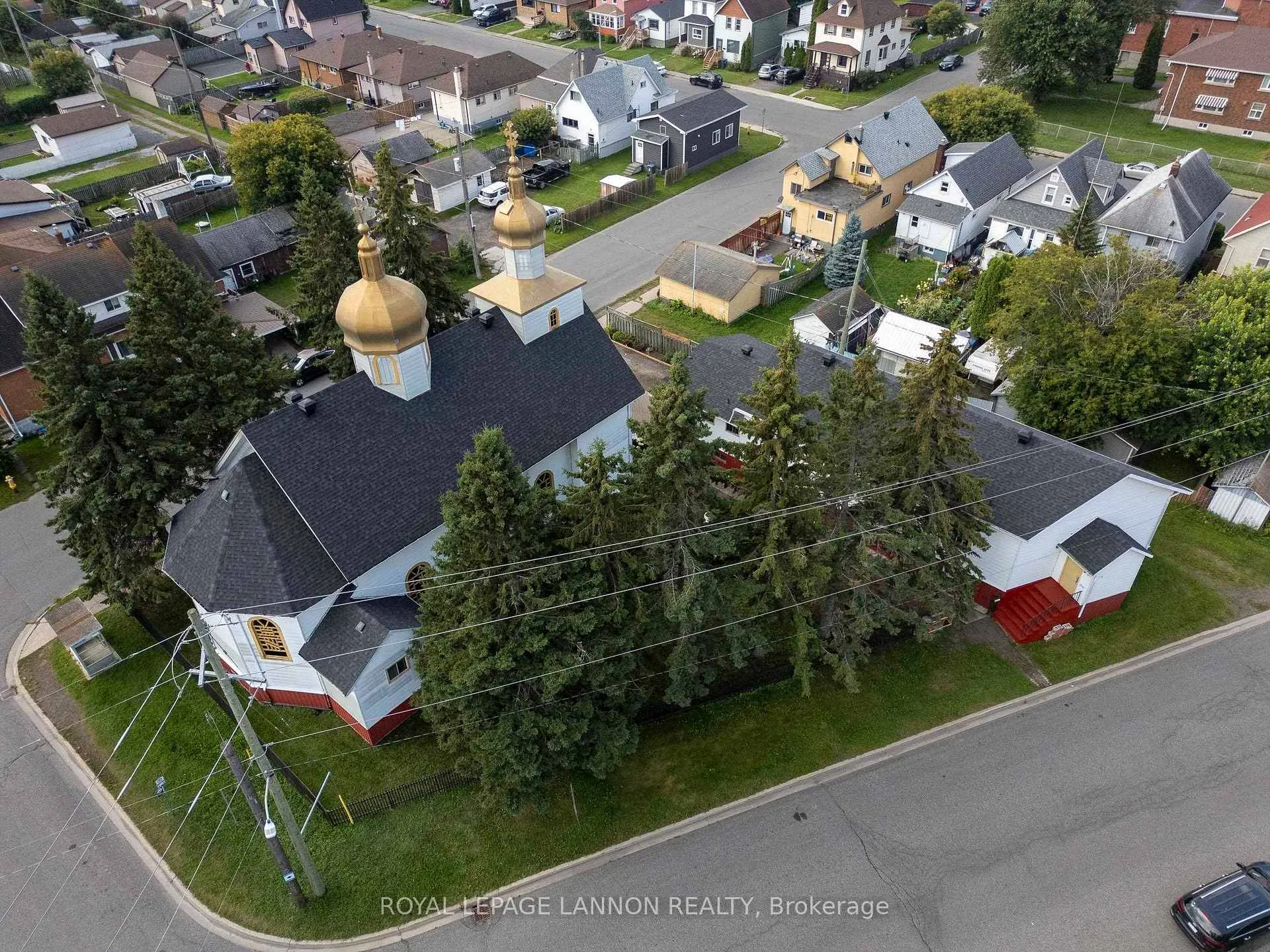 Photo 19 of 716 Pacific Avenue, Thunder Bay, East End — HOMEH