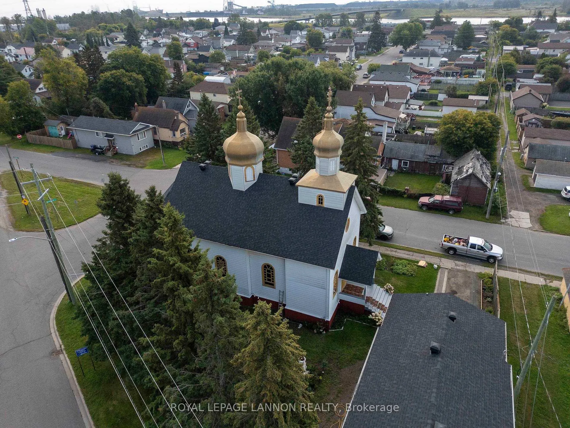 Photo 30 of 716 Pacific Avenue, Thunder Bay, East End — HOMEH