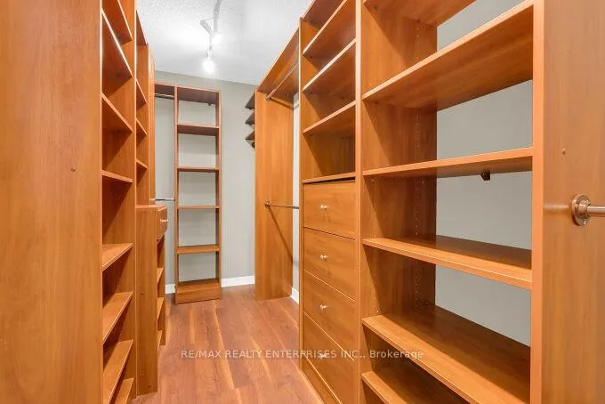 Photo 31 of 26 Oakridge Court, Brampton, Heart Lake West — HOMEH