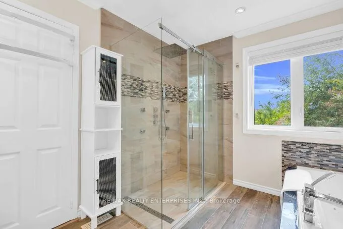 Photo 32 of 26 Oakridge Court, Brampton, Heart Lake West — HOMEH