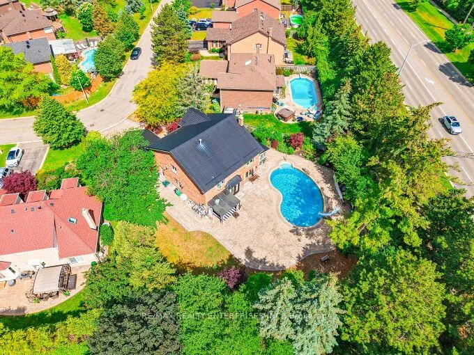 Photo 48 of 26 Oakridge Court, Brampton, Heart Lake West — HOMEH