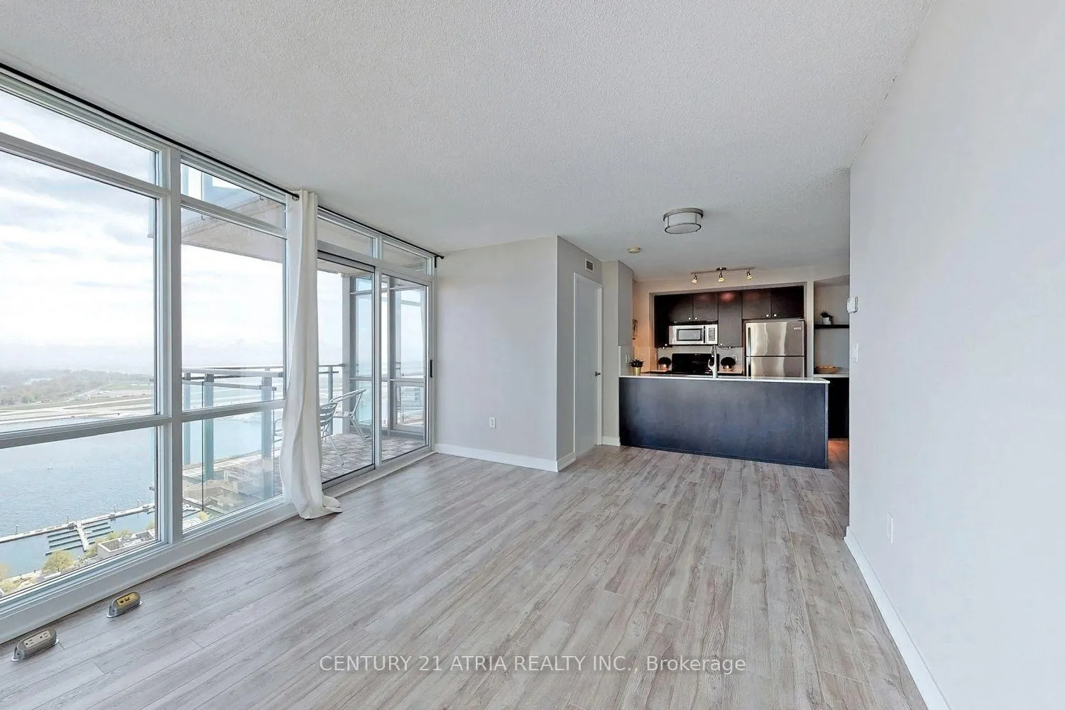 Front of Unit 3910, 11 Brunel Court