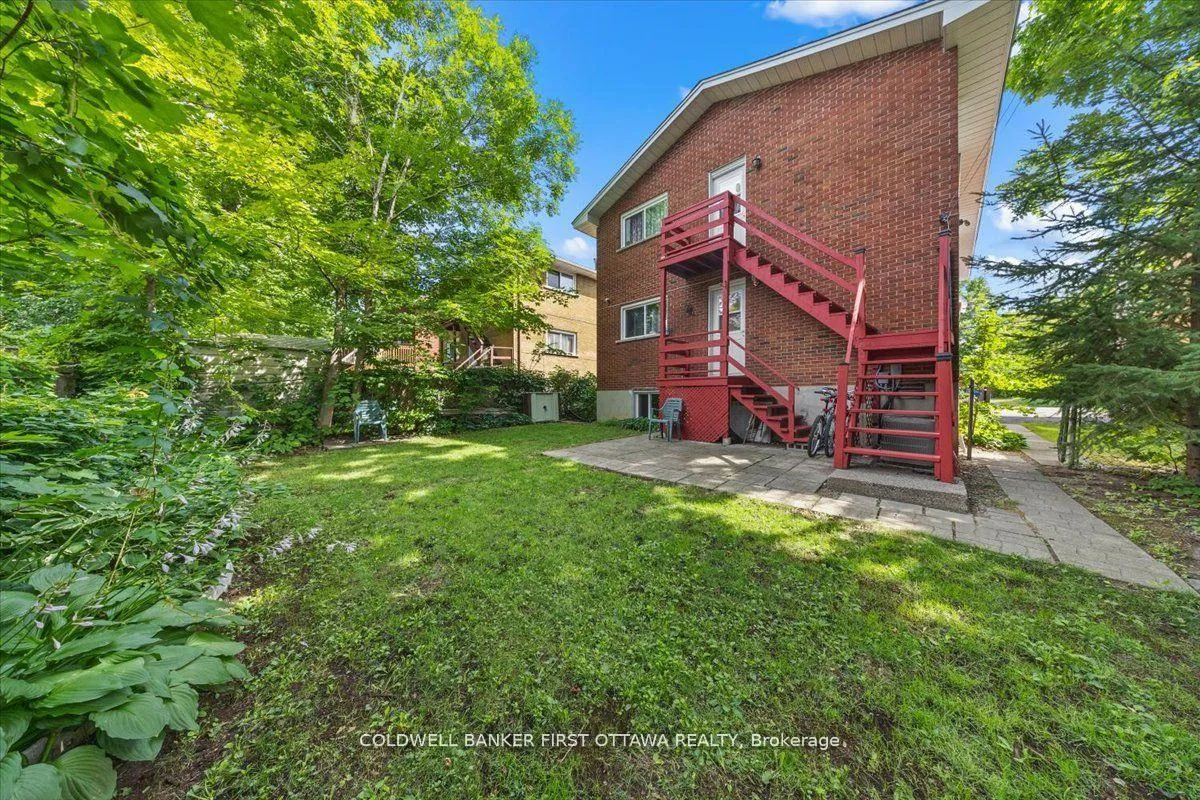 Photo 27 of 902 Watson Street, Ottawa, Fairfield Heights — HOMEH