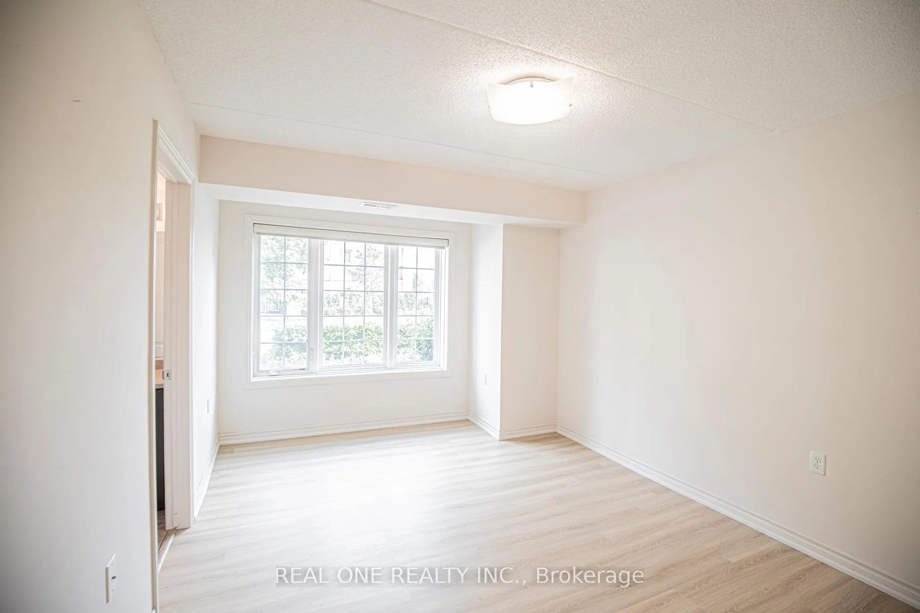Photo 9 of Unit 102, 1440 Main Street E, Milton, Dempsey — HOMEH