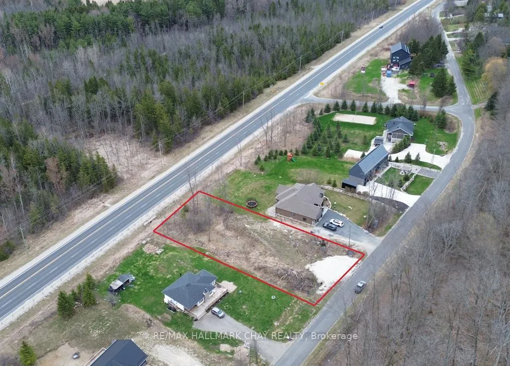 Photo 2 of 137 Old Highway 26, Meaford — HOMEH