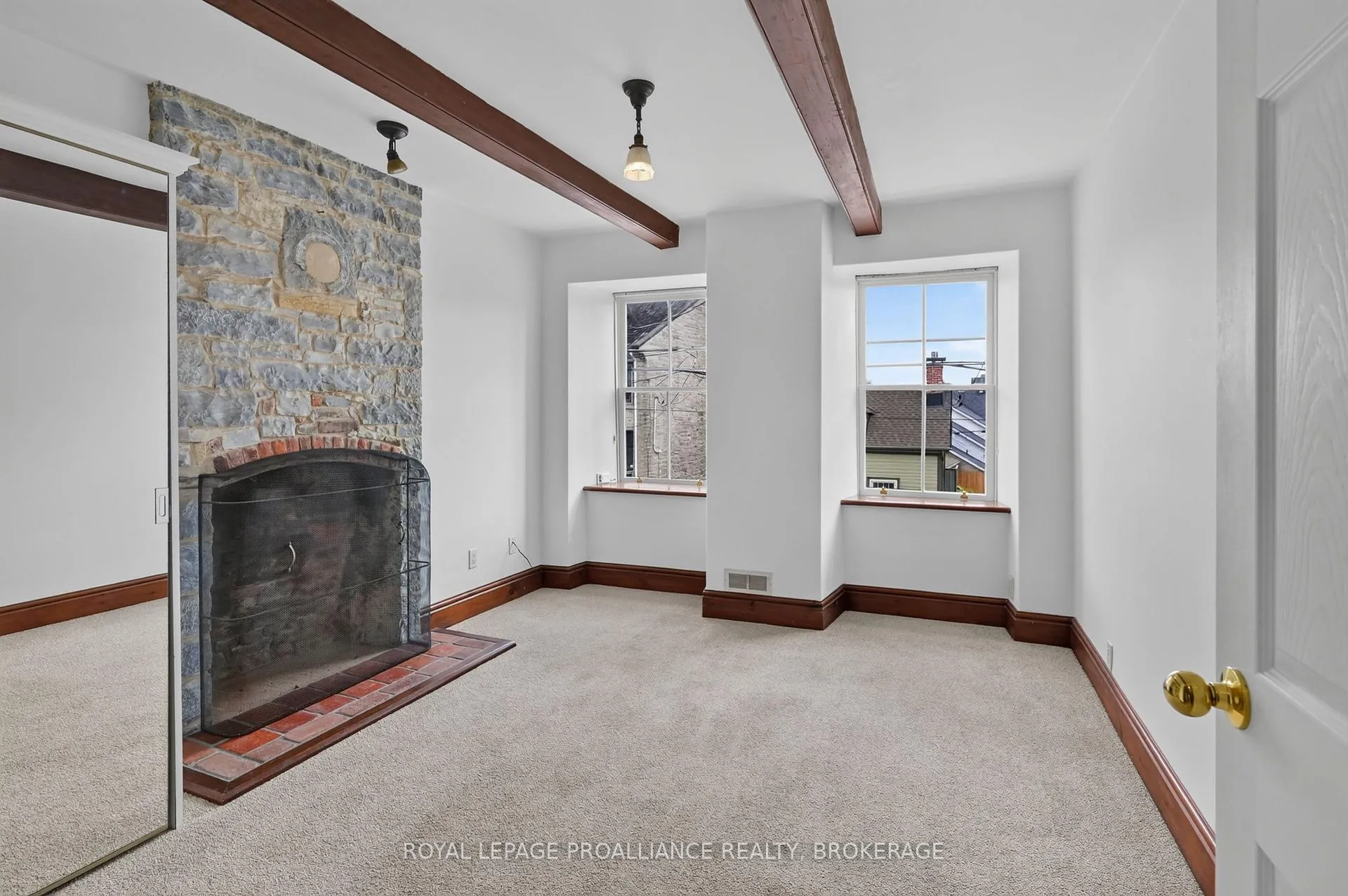 Photo 13 of 12 Rideau Street, Kingston, East of Sir John A. Blvd — HOMEH
