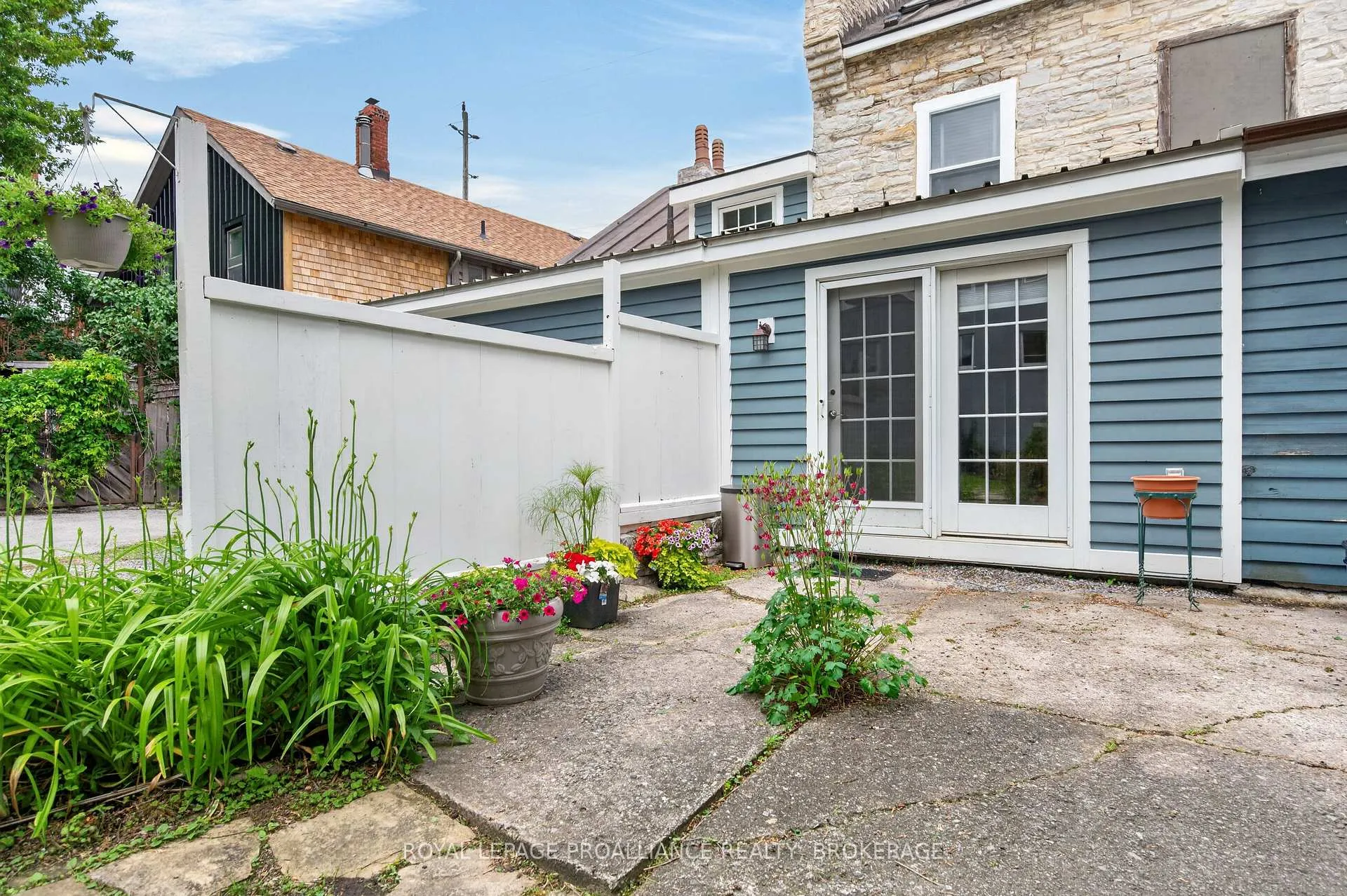 Photo 30 of 12 Rideau Street, Kingston, East of Sir John A. Blvd — HOMEH