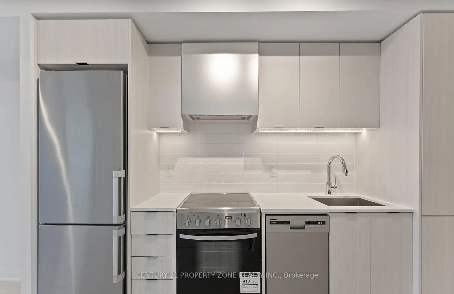 Photo 2 of Unit 604, 10 Gibbs Road, Etobicoke, Islington-City Centre West — HOMEH