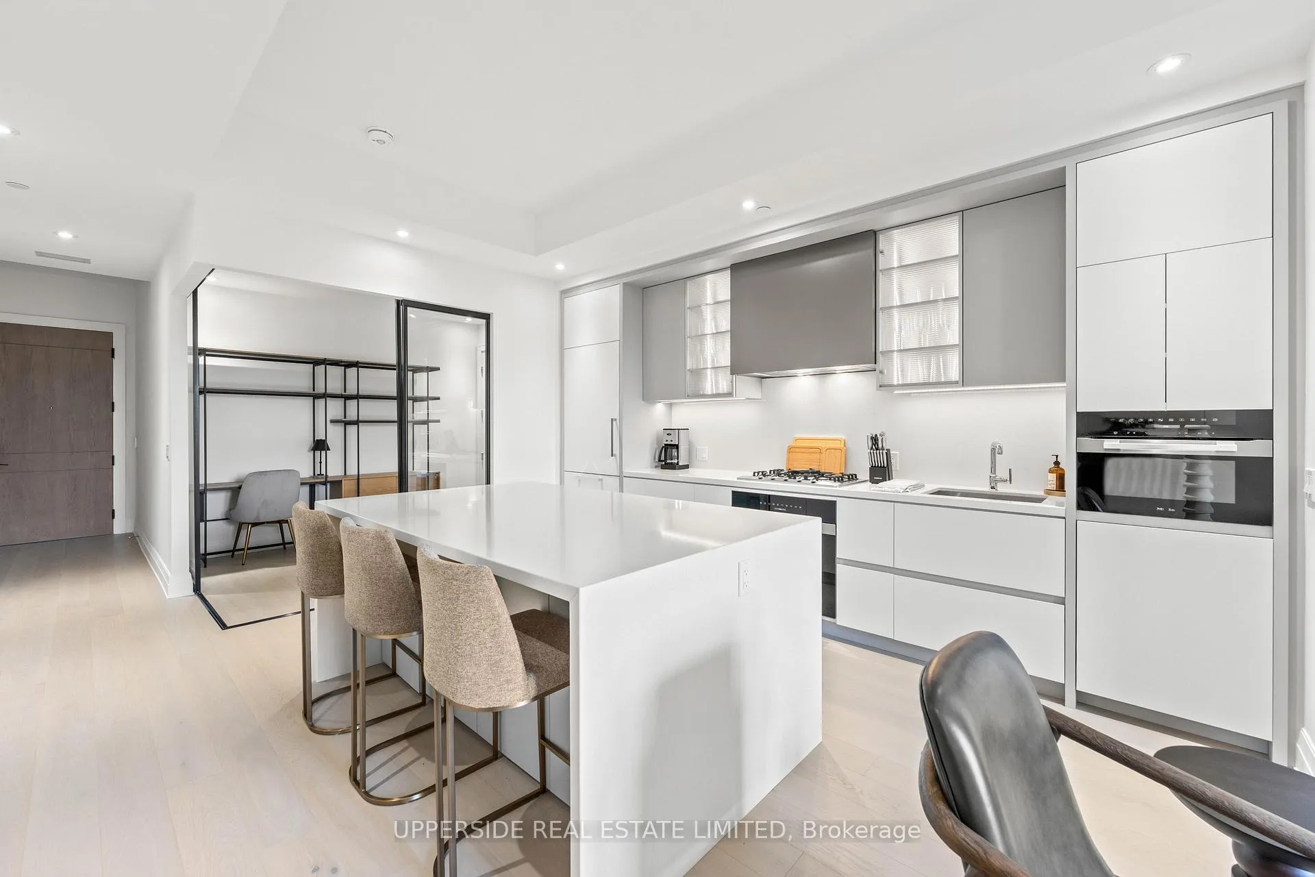 Photo 11 of Unit 408, 2 Forest Hill Road, Toronto, Forest Hill South — HOMEH