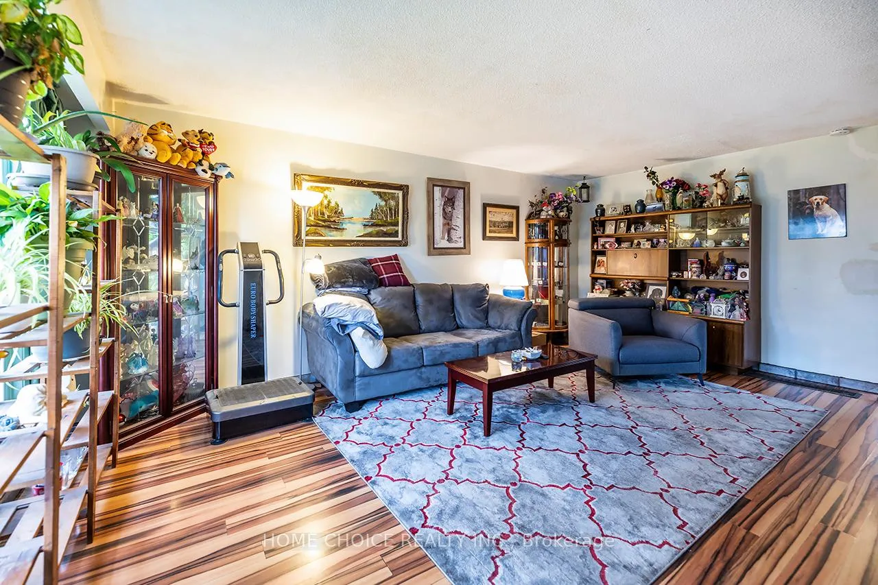 Photo 7 of 225 Barkley Crescent, Oshawa, Vanier — HOMEH